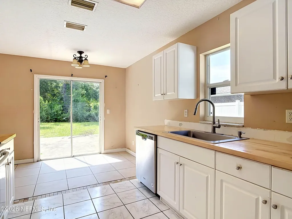 121 Whippoorwill Drive Palm Coast FL 32164
