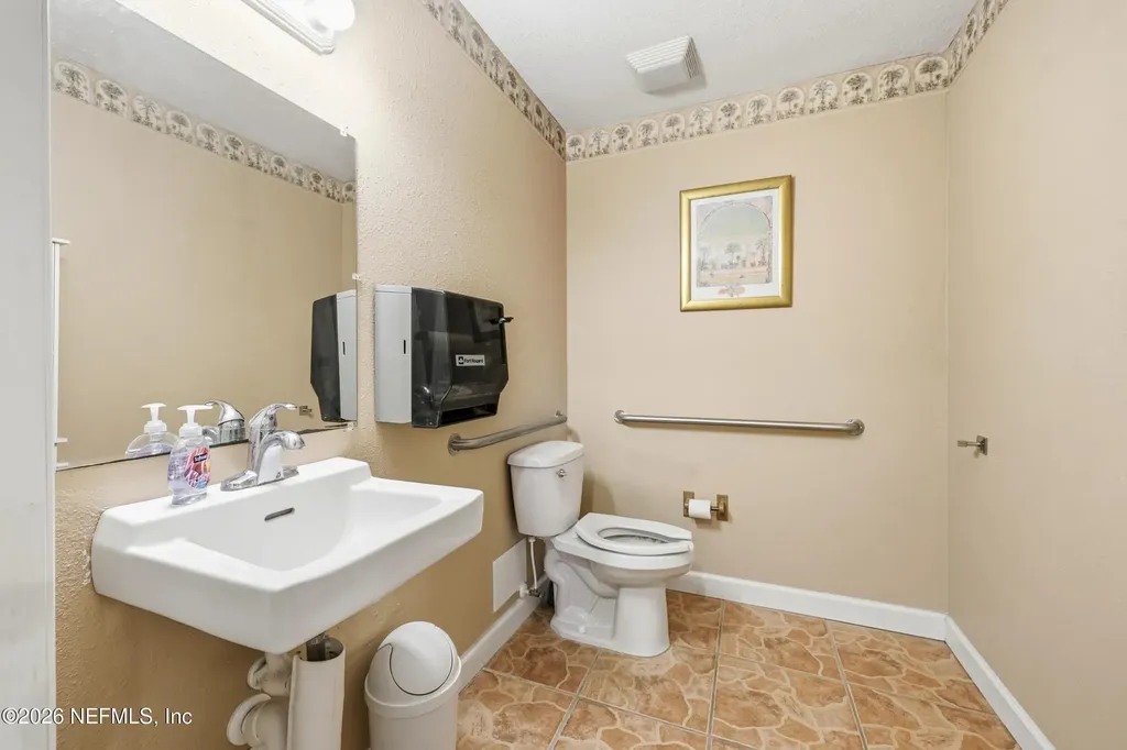 3322 Atlantic Boulevard Jacksonville FL 32207
