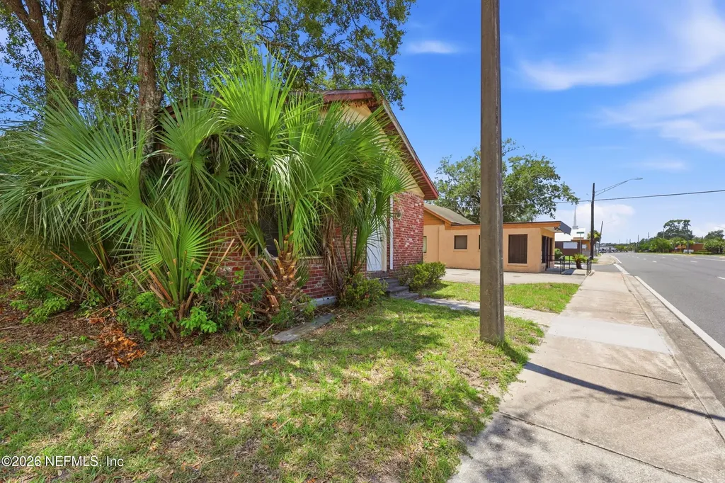 3322 Atlantic Boulevard Jacksonville FL 32207