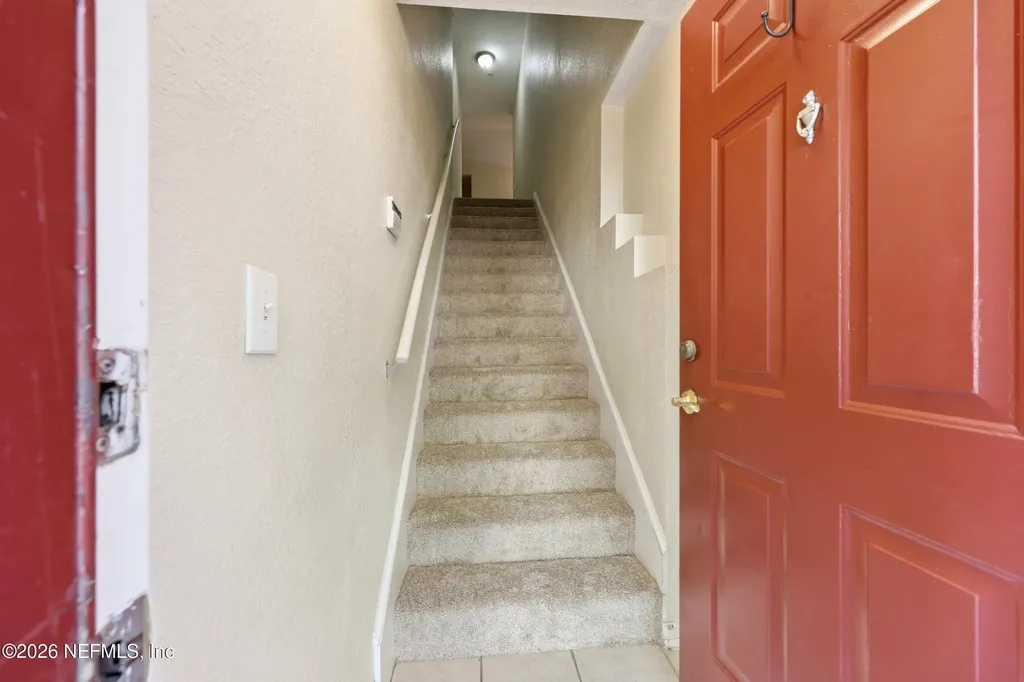 10075 Gate Parkway N Jacksonville FL 32246