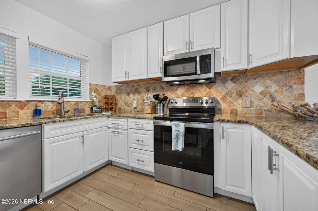 1867 S 2nd Street S Jacksonville Beach FL 32250