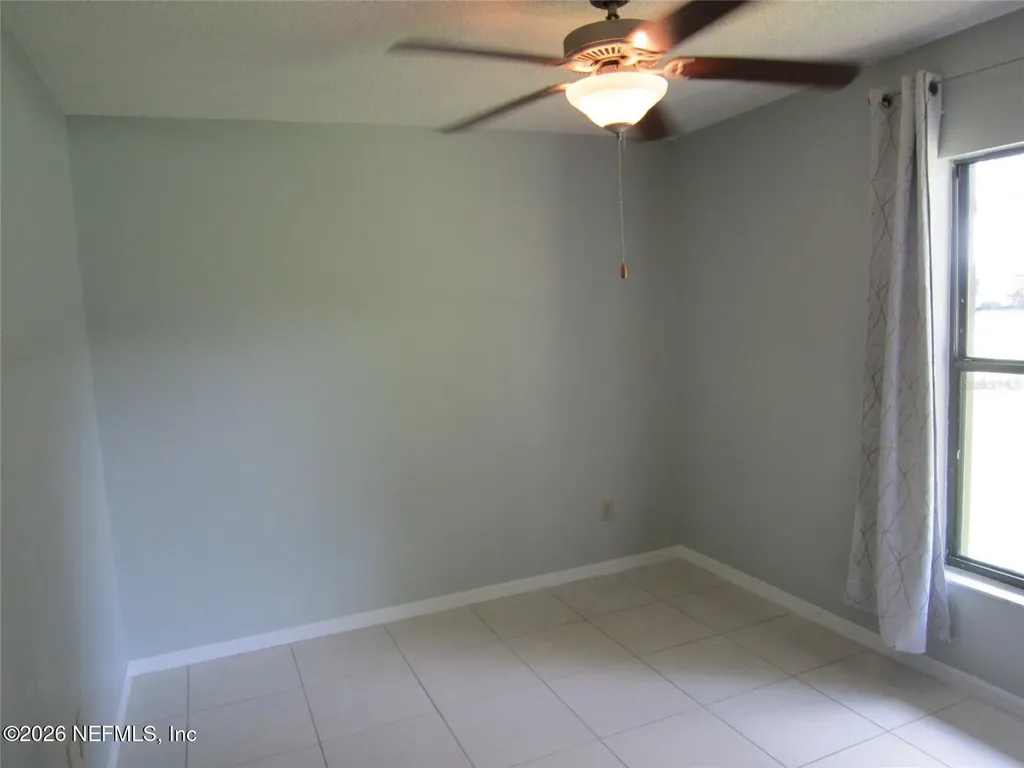 113 W Washington Avenue Deland FL 32720