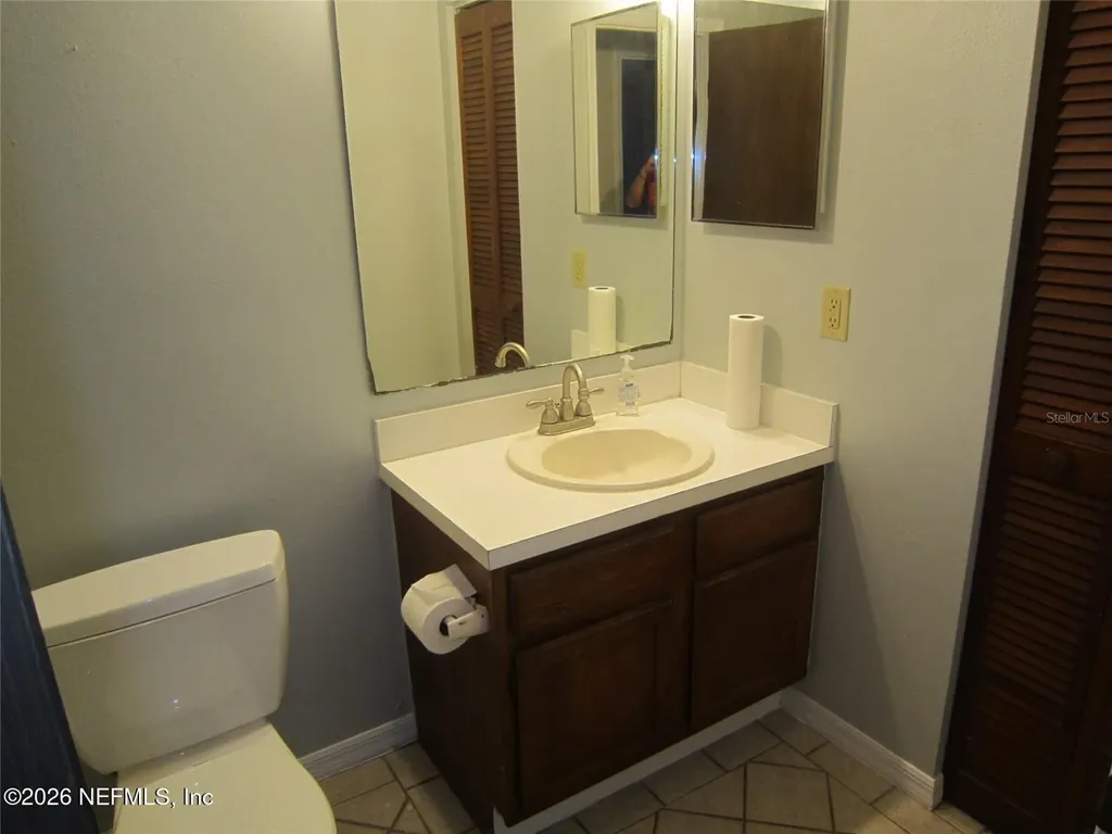 113 W Washington Avenue Deland FL 32720
