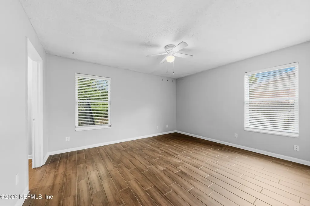 3034 Townsend Boulevard Jacksonville FL 32277