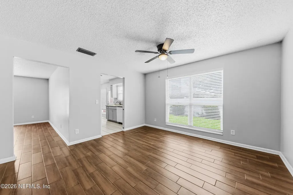 3034 Townsend Boulevard Jacksonville FL 32277
