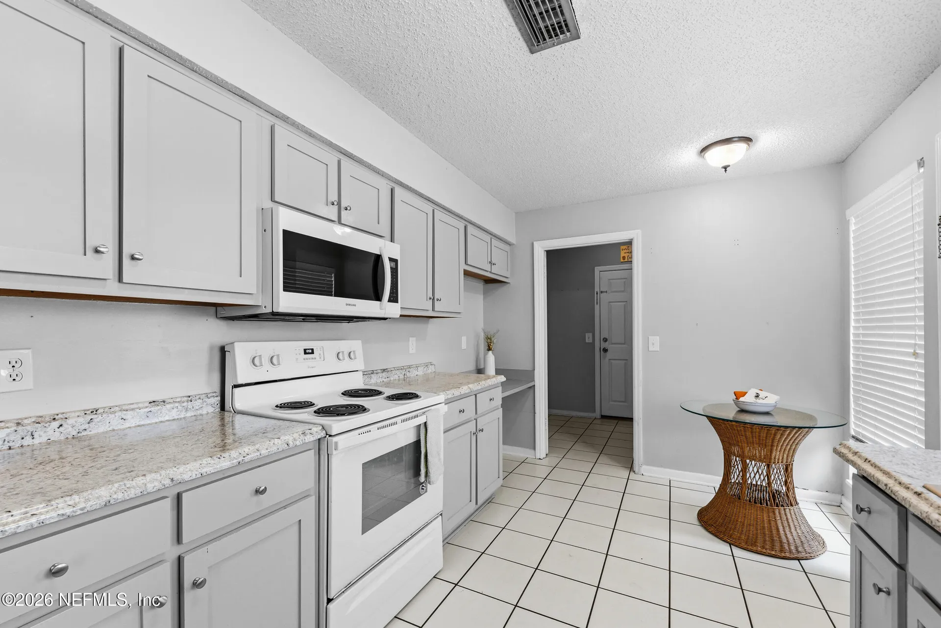 3034 Townsend Boulevard Jacksonville FL 32277