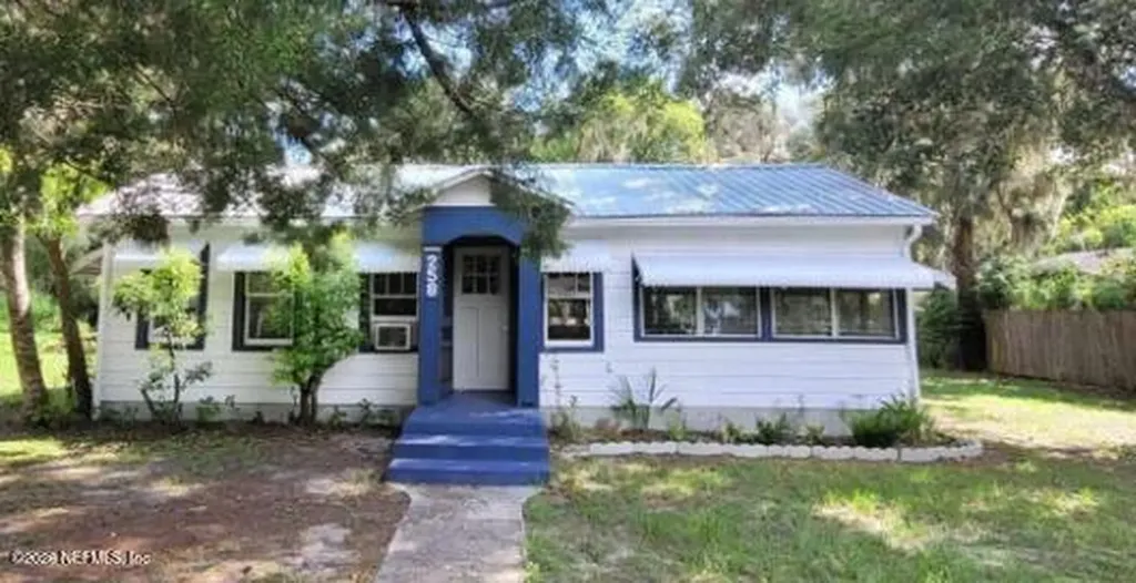 258 Old Crescent City FL 32112