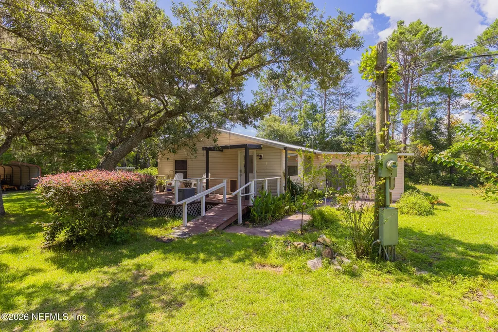 185 Kingfish Road Pomona Park FL 32181