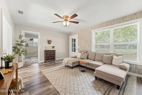 594 Cedar Avenue Baldwin FL 32234