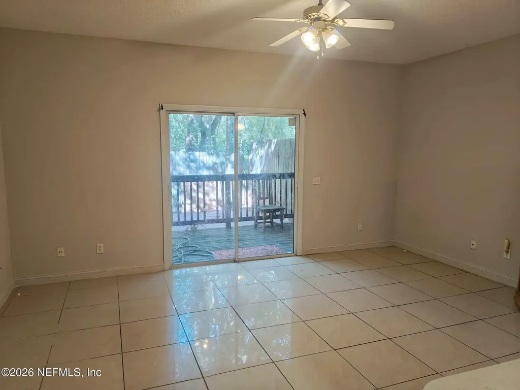 4665 Barnes Road Jacksonville FL 32207