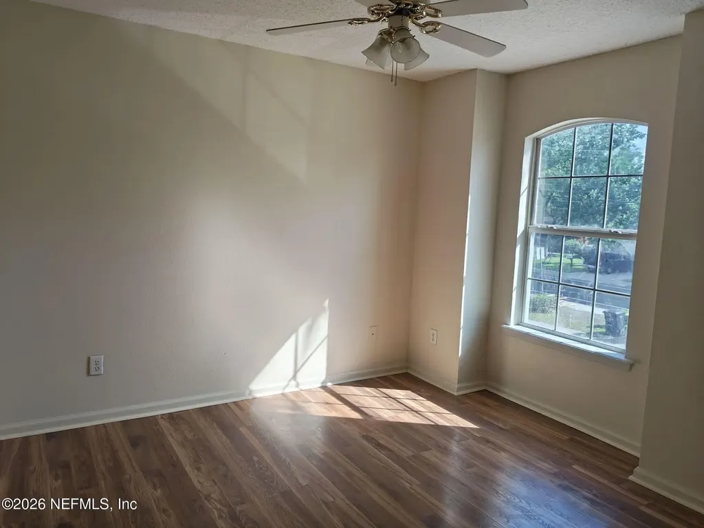 4665 Barnes Road Jacksonville FL 32207