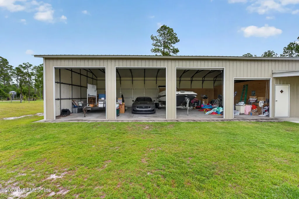 14157 Glen Farms Drive Glen St. Mary FL 32040