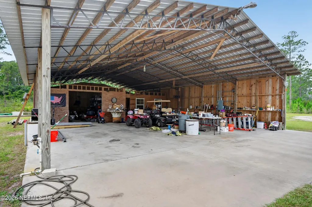 14157 Glen Farms Drive Glen St. Mary FL 32040