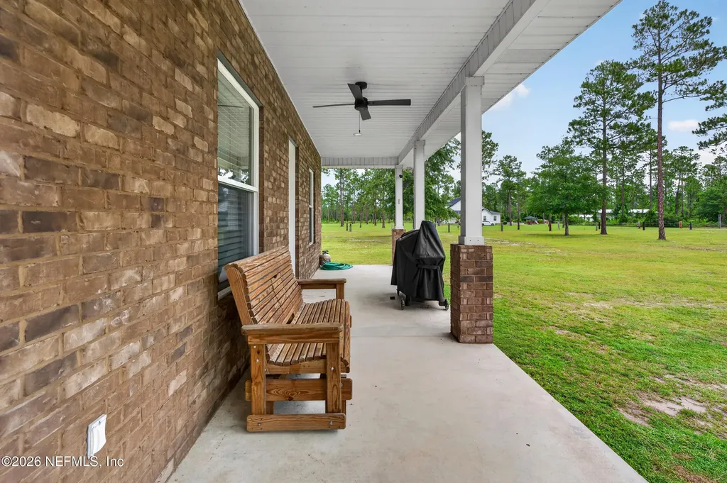 14157 Glen Farms Drive Glen St. Mary FL 32040