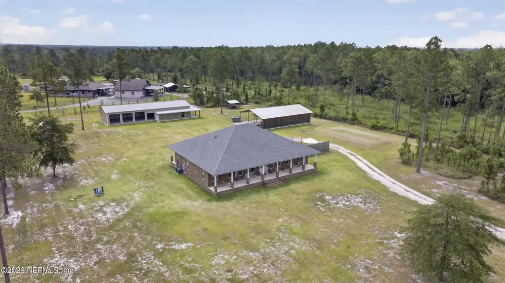 14157 Glen Farms Drive Glen St. Mary FL 32040