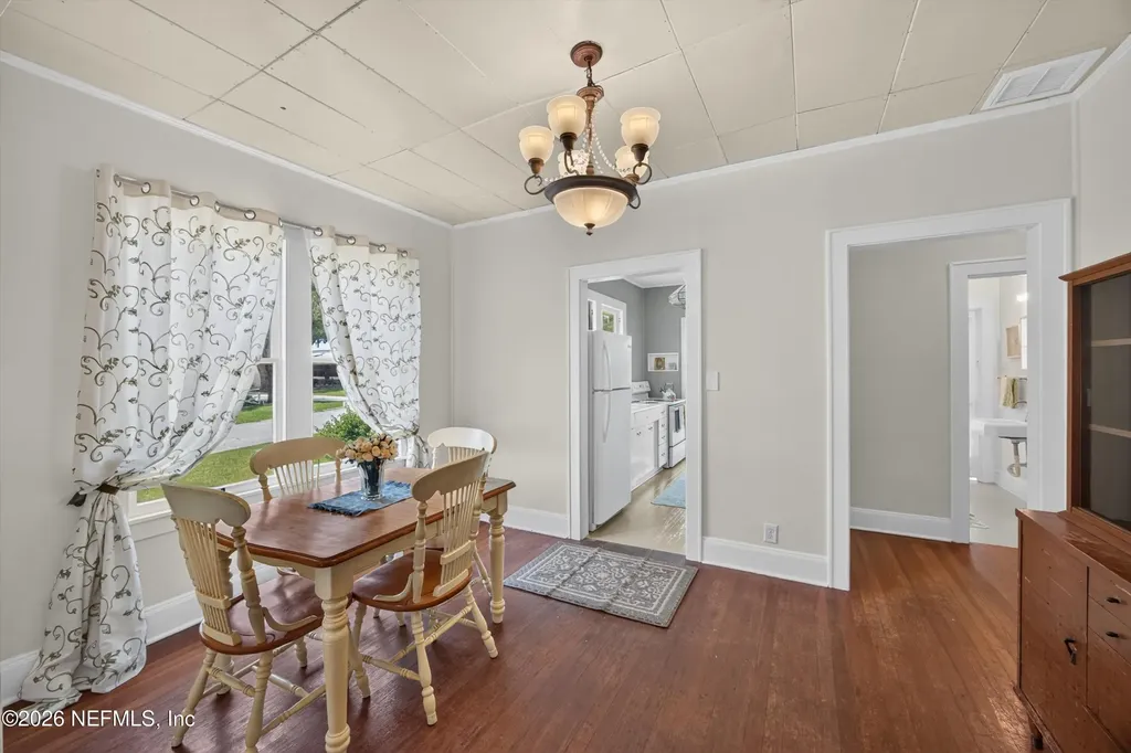 101 N Lake Street Crescent City FL 32112