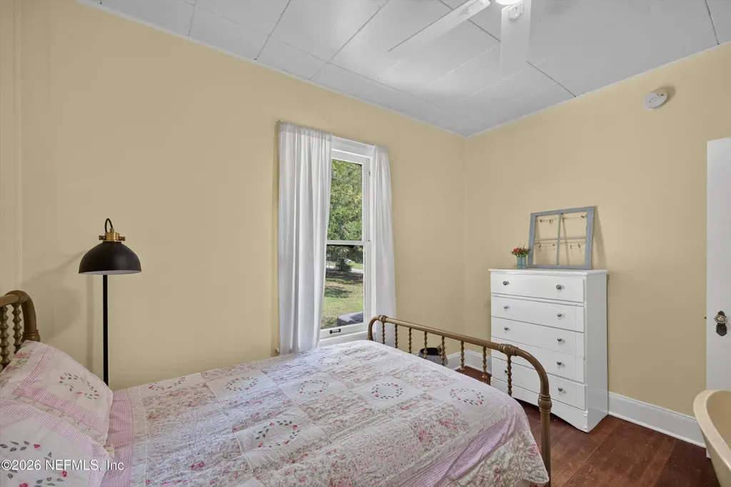 101 N Lake Street Crescent City FL 32112