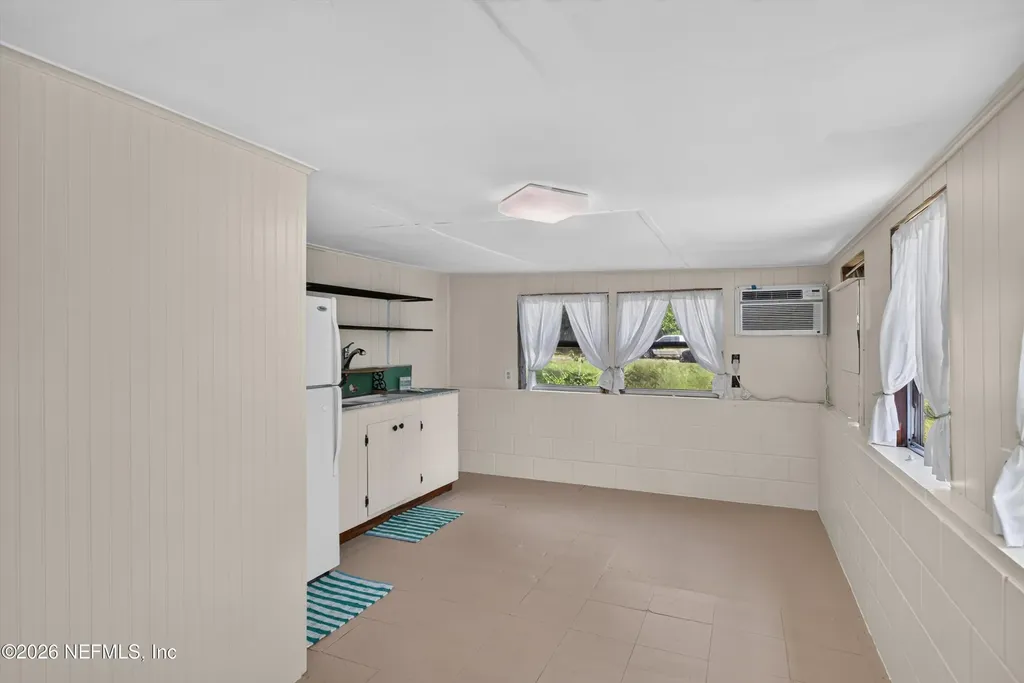101 N Lake Street Crescent City FL 32112