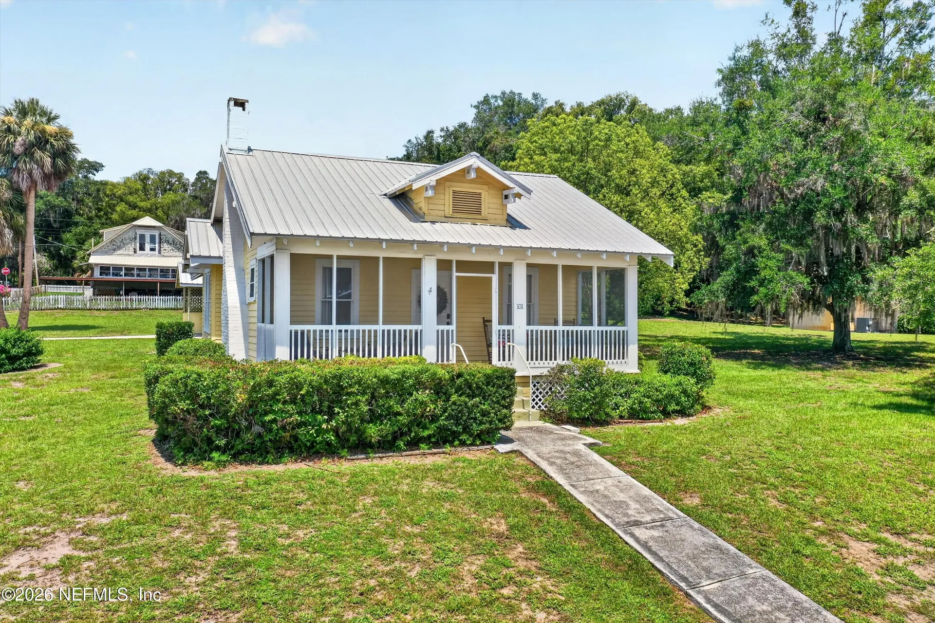 101 N Lake Street Crescent City FL 32112