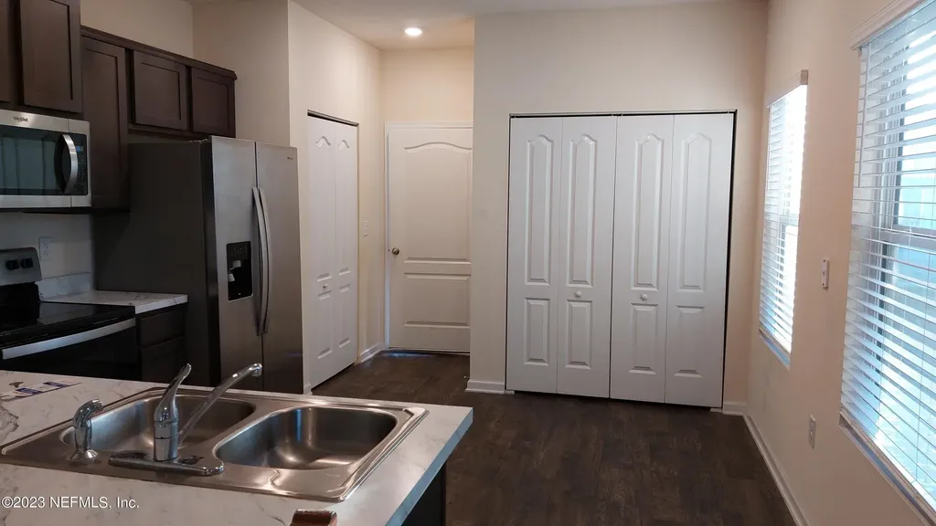 7853 Echo Springs Road Jacksonville FL 32256