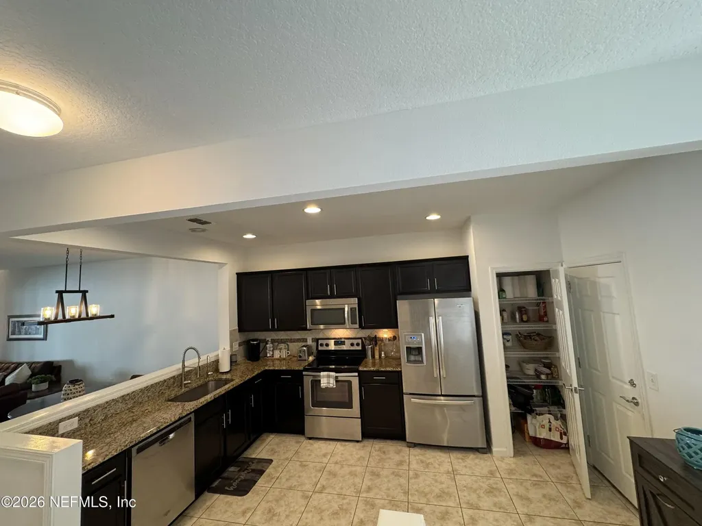 6789 Roundleaf Dr. Drive Jacksonville FL 32258