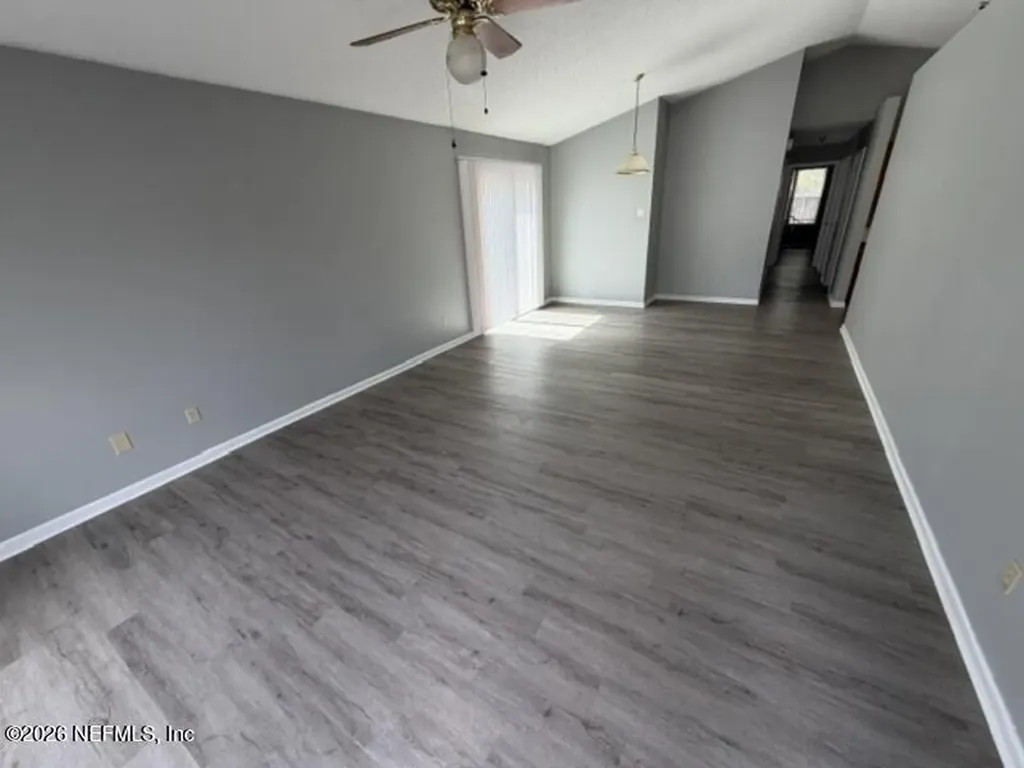 5061 Knightsbridge Circle Jacksonville FL 32244