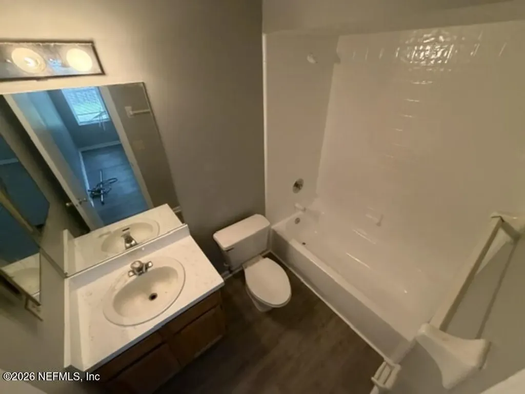 5061 Knightsbridge Circle Jacksonville FL 32244