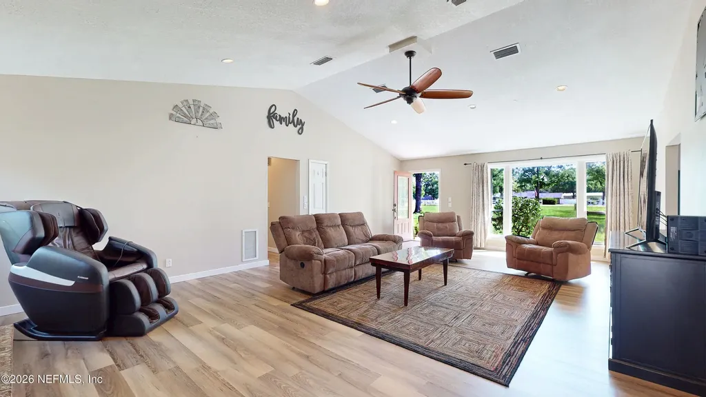 4201 Sidewinder Trail Middleburg FL 32068
