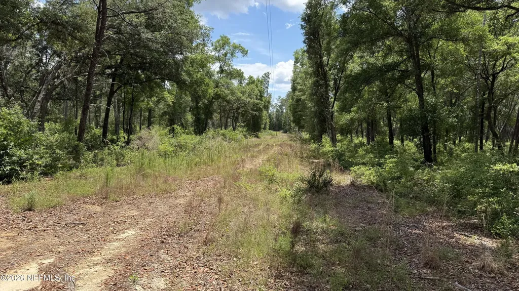 960 State Road 100 Florahome FL 32140