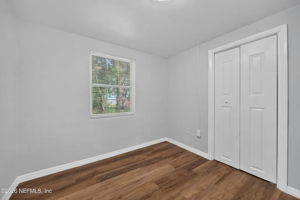4951 Halls Drive Jacksonville FL 32207