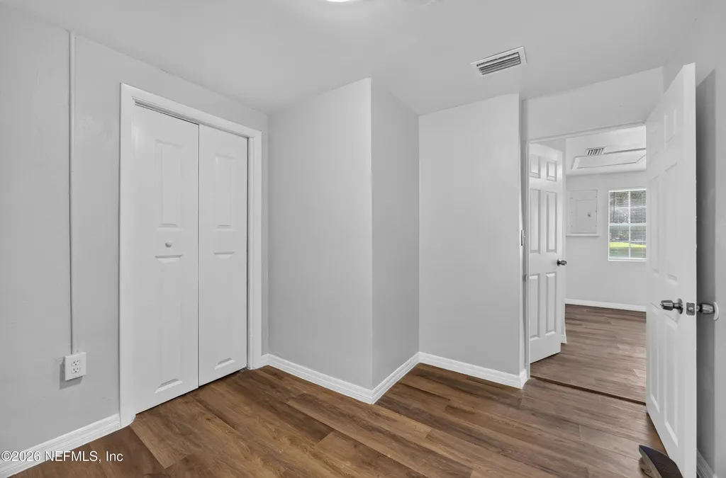 4951 Halls Drive Jacksonville FL 32207