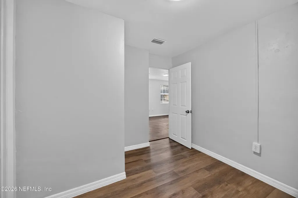 4951 Halls Drive Jacksonville FL 32207