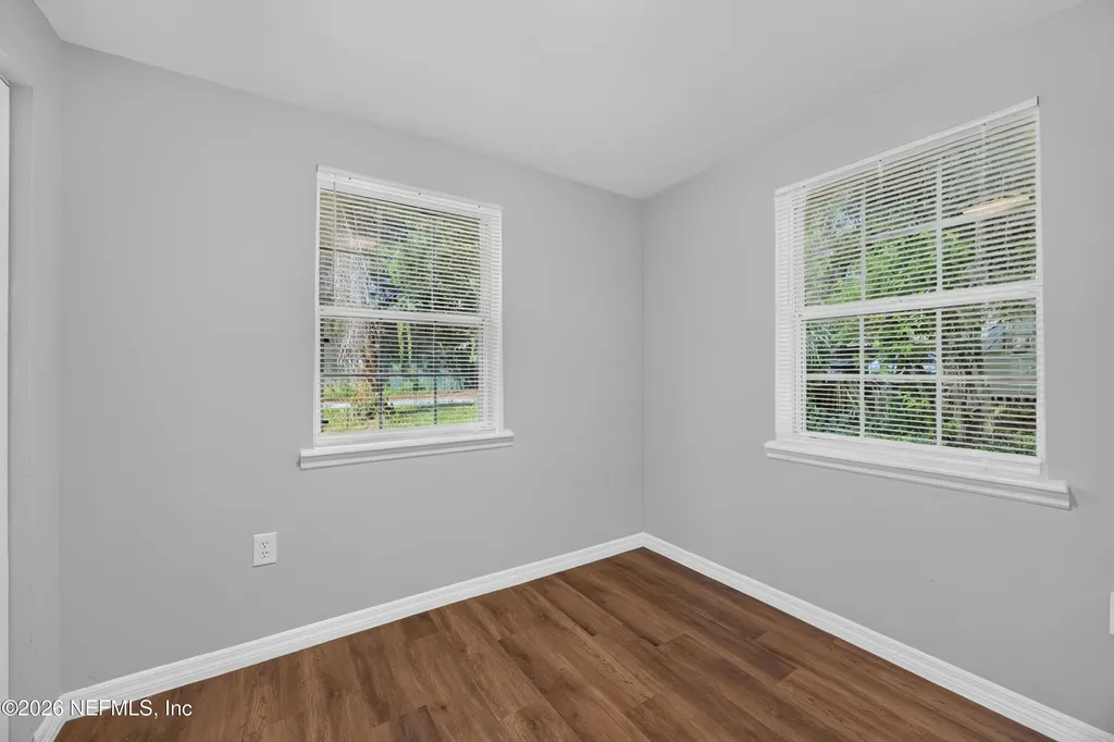 4951 Halls Drive Jacksonville FL 32207