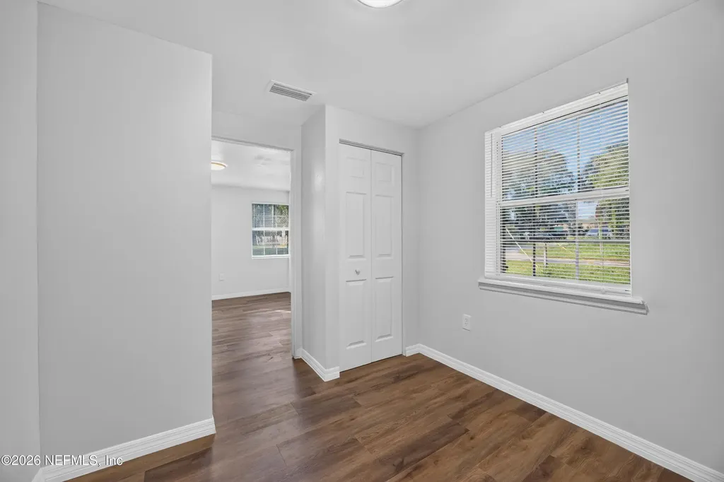 4951 Halls Drive Jacksonville FL 32207