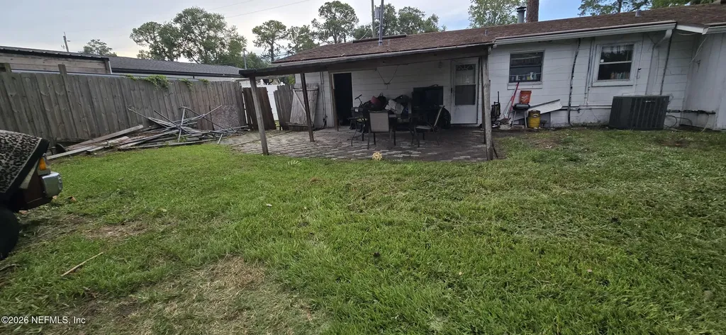 5540 Fargo Drive N Jacksonville FL 32207
