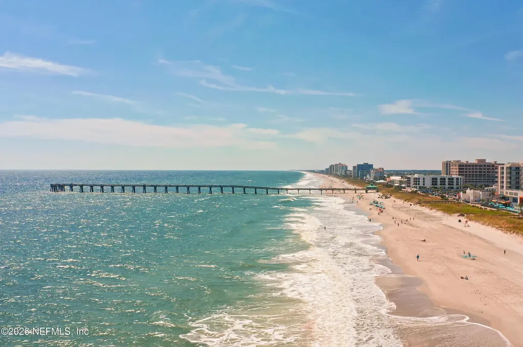 67 W 8th Street Atlantic Beach FL 32233