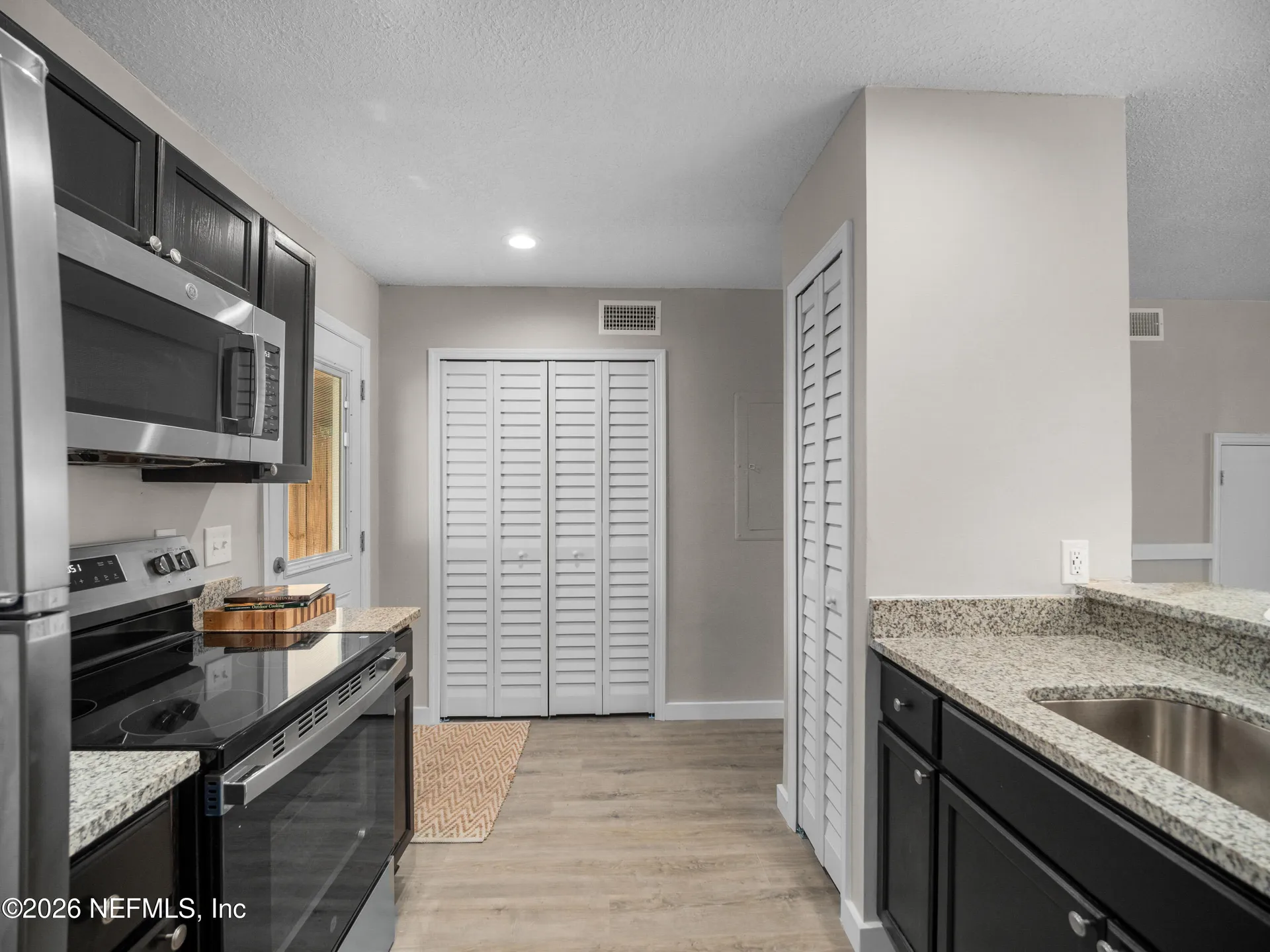 67 W 8th Street Atlantic Beach FL 32233
