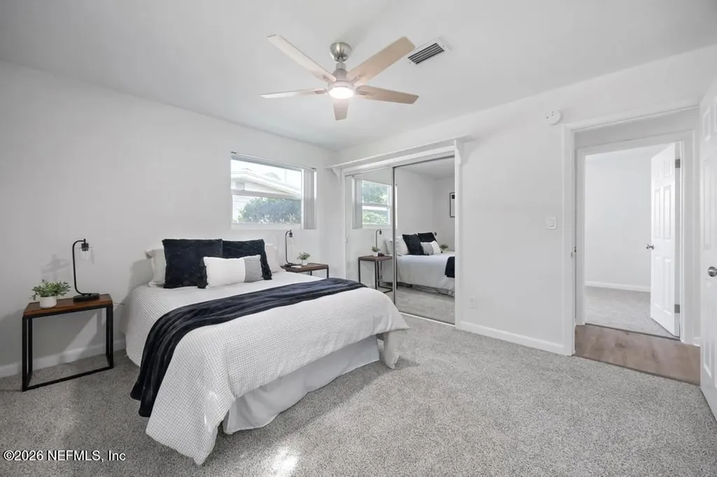 3738 Hoover Lane Jacksonville FL 32277