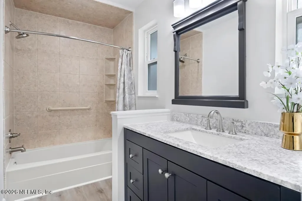 3738 Hoover Lane Jacksonville FL 32277