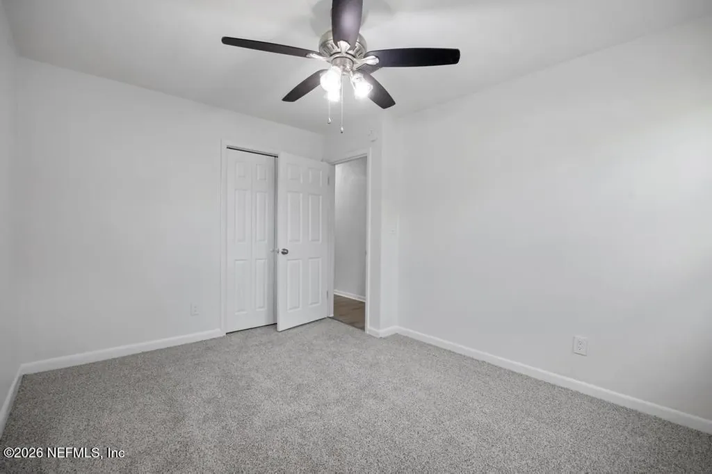 3738 Hoover Lane Jacksonville FL 32277
