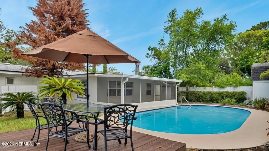 3738 Hoover Lane Jacksonville FL 32277