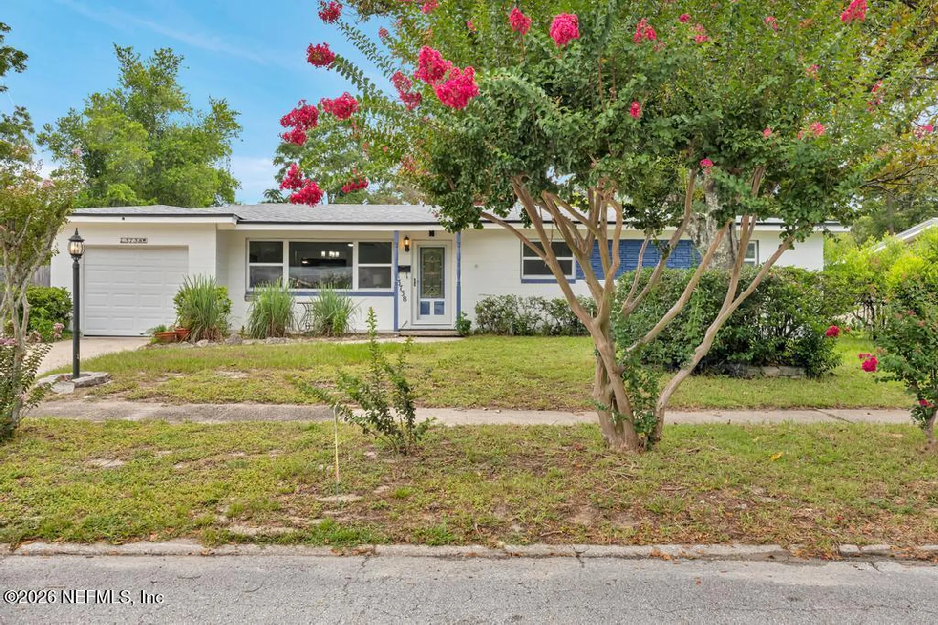 3738 Hoover Lane Jacksonville FL 32277
