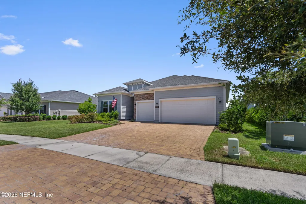 2746 Pointed Leaf Road Green Cove Springs FL 32043