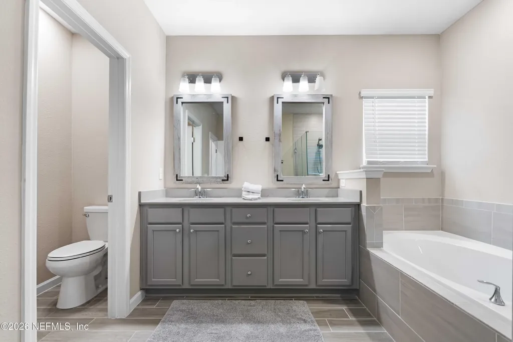 2746 Pointed Leaf Road Green Cove Springs FL 32043