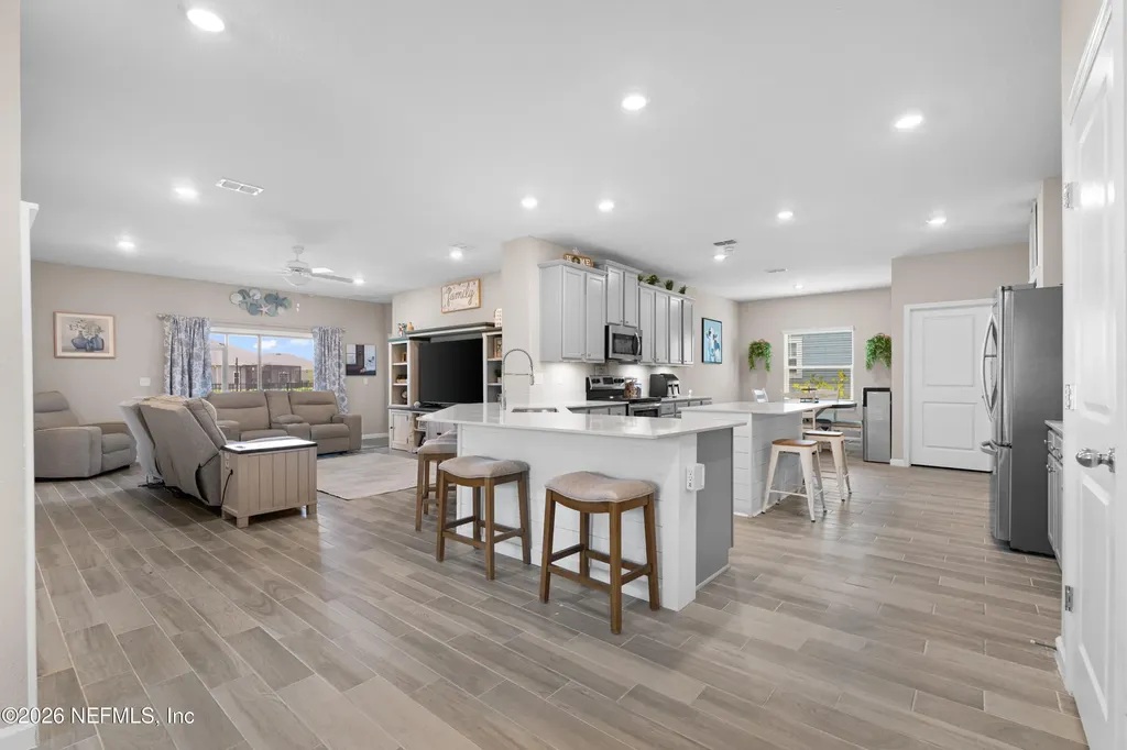 2746 Pointed Leaf Road Green Cove Springs FL 32043