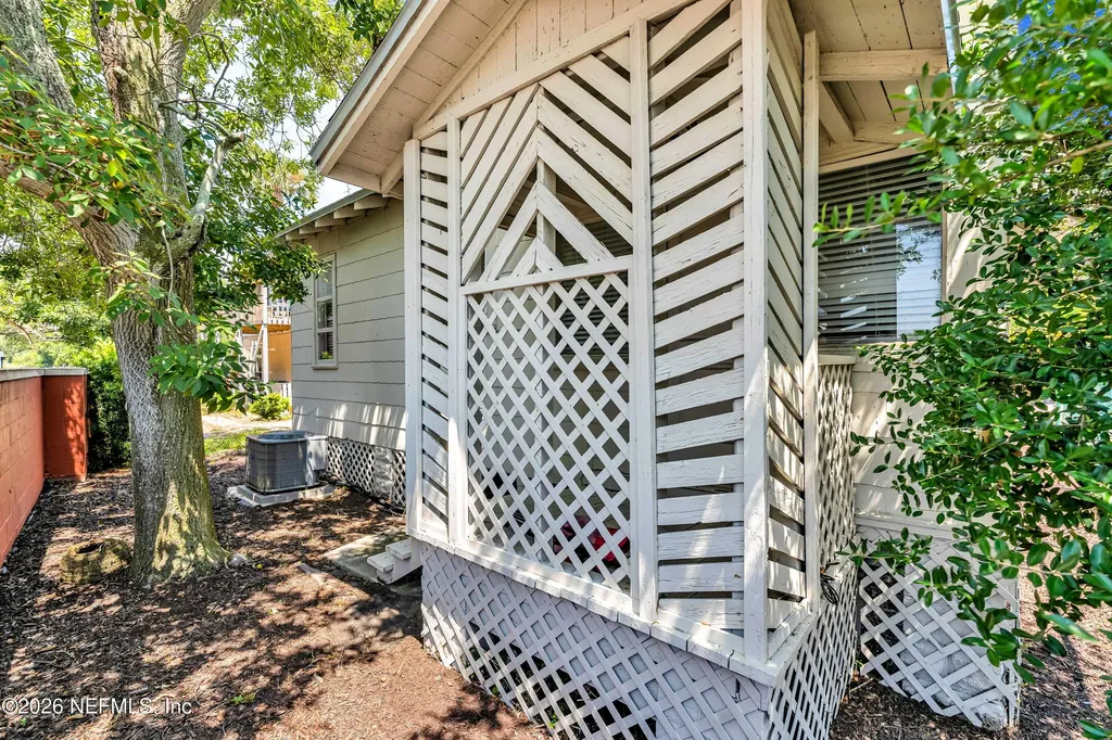 372 Ahern Street Atlantic Beach FL 32233