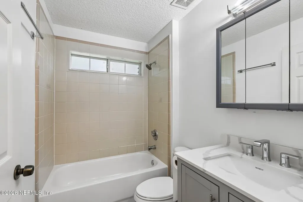 5628 Crest Creek Drive Jacksonville FL 32258