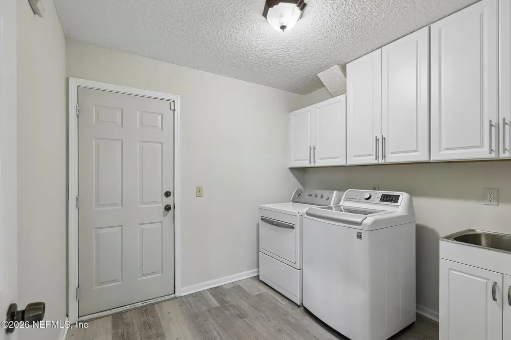 5628 Crest Creek Drive Jacksonville FL 32258