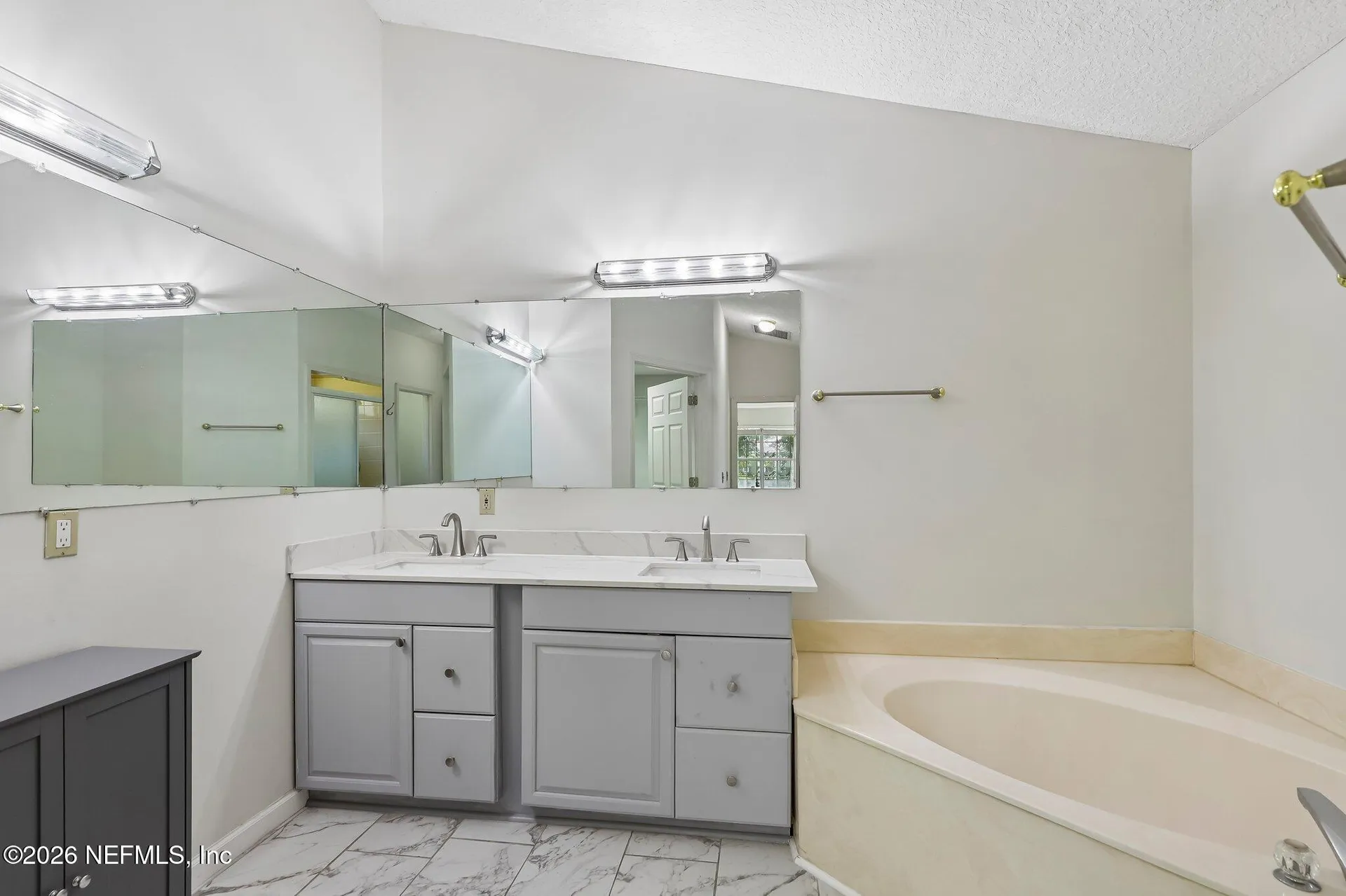 5628 Crest Creek Drive Jacksonville FL 32258