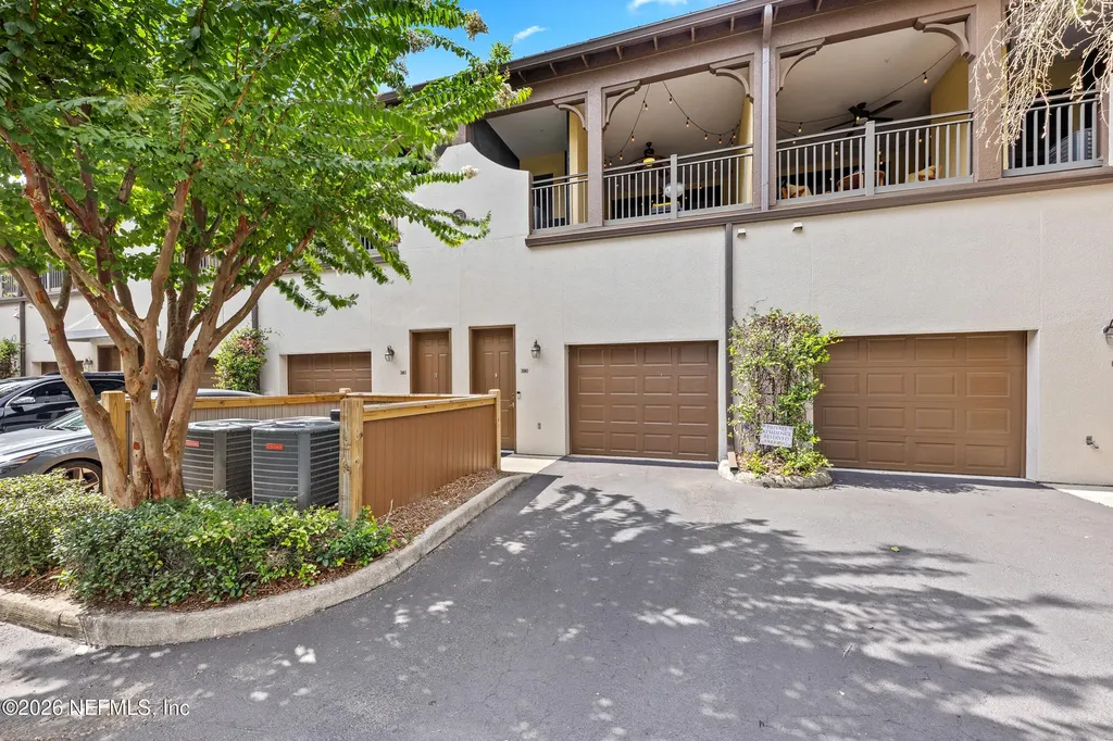 9823 Tapestry Park Circle Jacksonville FL 32246